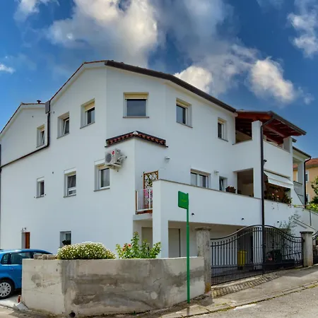 El Mar Apartman *