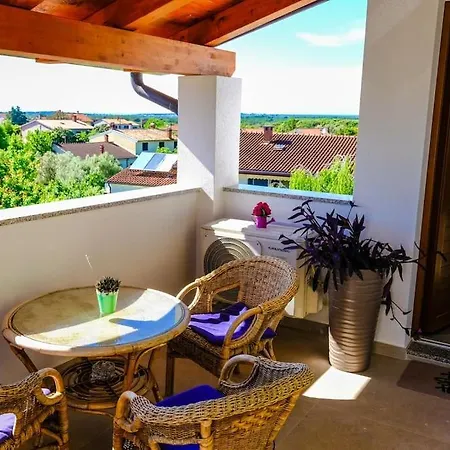 El Mar Apartman Pula