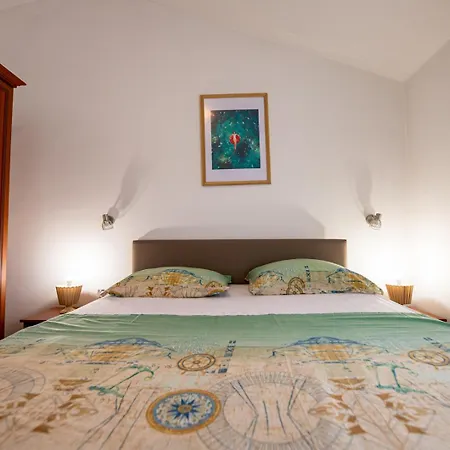 El Mar Apartment